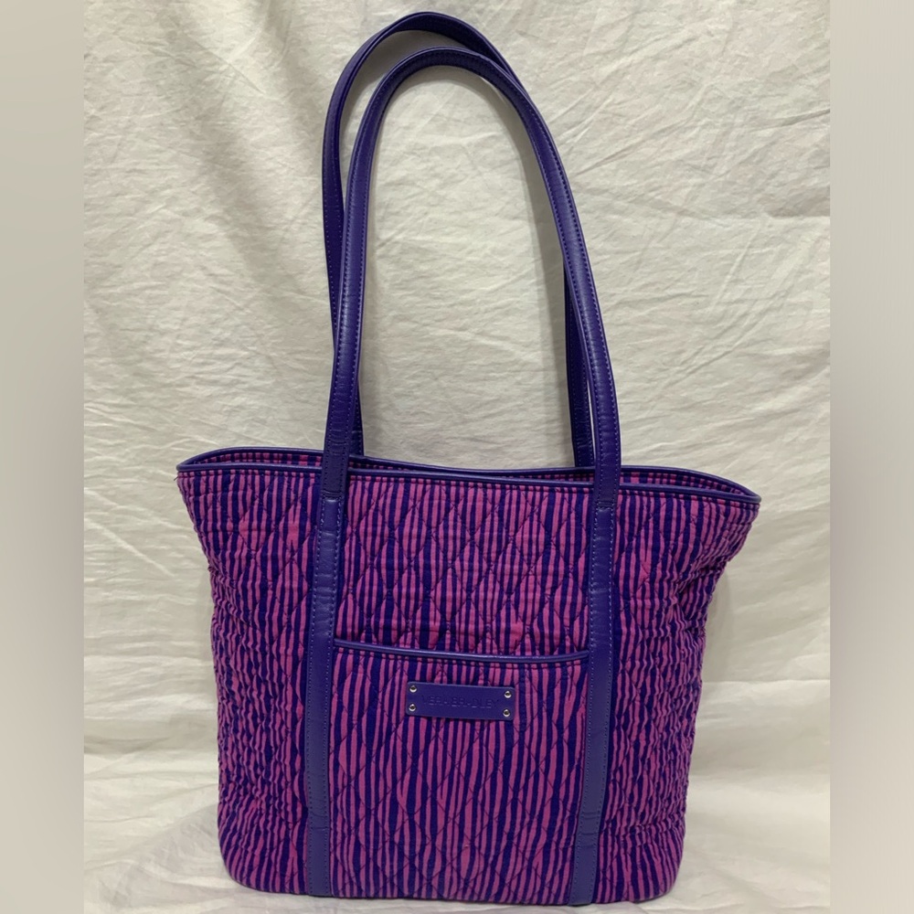 Vera Bradley Trimmed Vera Laptop Tote- Retired Print Impressionista Stripe